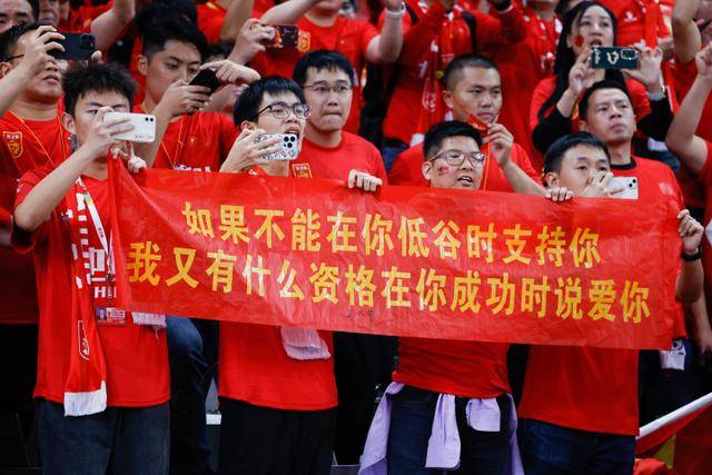 尼克斯21分逆转胜国王止3连败 独行侠力克老鹰